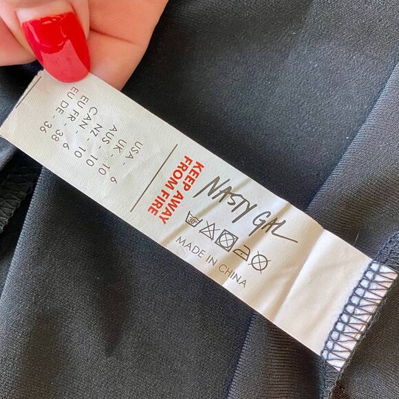 NWOT Nasty Gal Plunge Knot Front Maxi Dress Jet Black Women's Size 6 - Picture 10 of 10